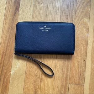 kate spade black zip wristlet with gold logo